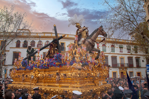Paso de misterio de la hermandad de la esperanza de Triana, semana santa de Sevilla photo