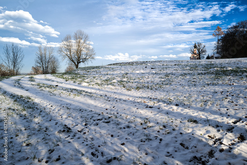 Winter, Landschaft, Kirche am Berg