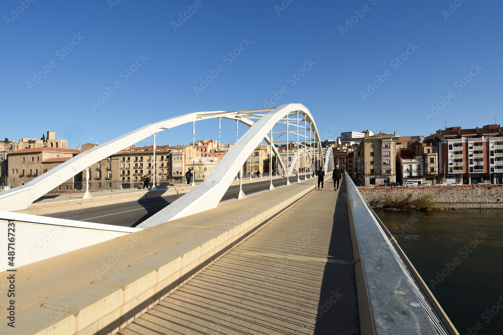 Fototapeta premium Bridge of Estado, Tortosa, Tarragona, province, Catalonia, Spain