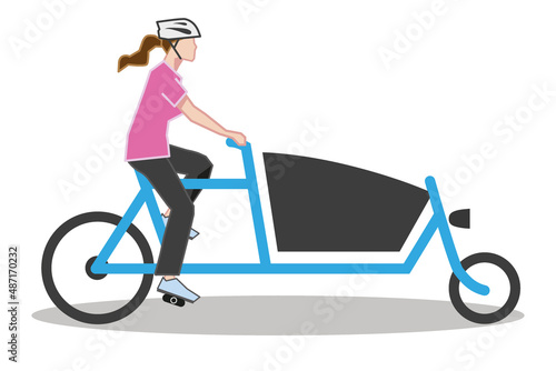 Fahrradfahrerin mit Lastenrad - Lastenfahrrad - Vektor Illustration isoliert auf weißem Hintergrund - cargo bike