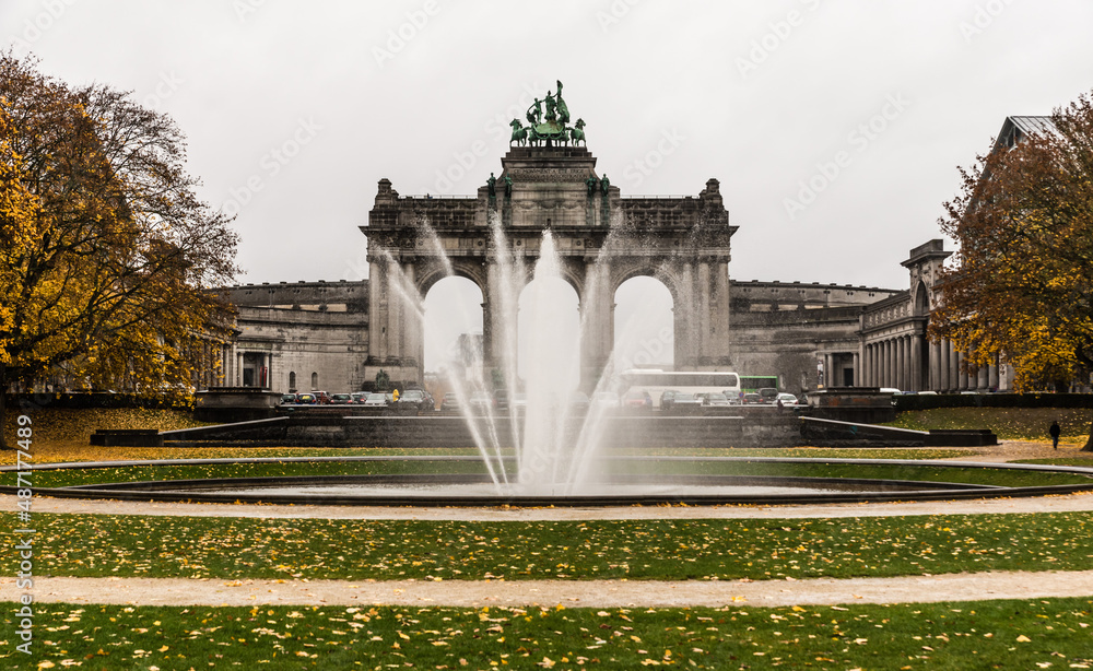 Brussels, Belgium - 11 11 2018: View over the fountain and the arcades at the Cinquentenaire park during autumn