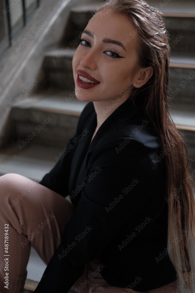 Portrait of a young girl. Elegant and melancholy portrait. Beautiful woman in classic clothes
Portrait of a young girl. Elegant and melancholy portrait. Beautiful woman in classic clothes