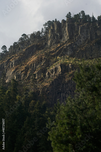 Bosque Mexicano, Montañas, paisaje, rocas, pinos, arboles, nubes, sunset, mountains, mexican views, travel, traveling 