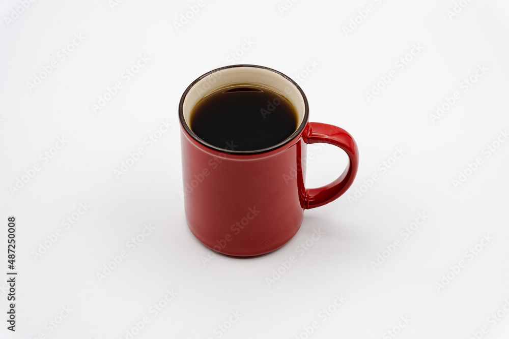 Obraz premium Coffee red cup with white background