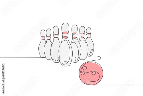 Single continuous line drawing of bowling pins lined up at bowling lane. Doing sport hobby at leisure time concept. Trendy one line draw design graphic vector illustration
