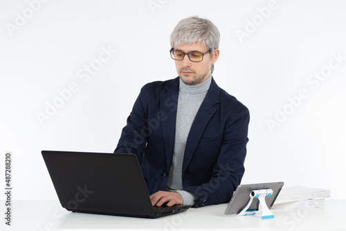 Man office worker. Modern b...