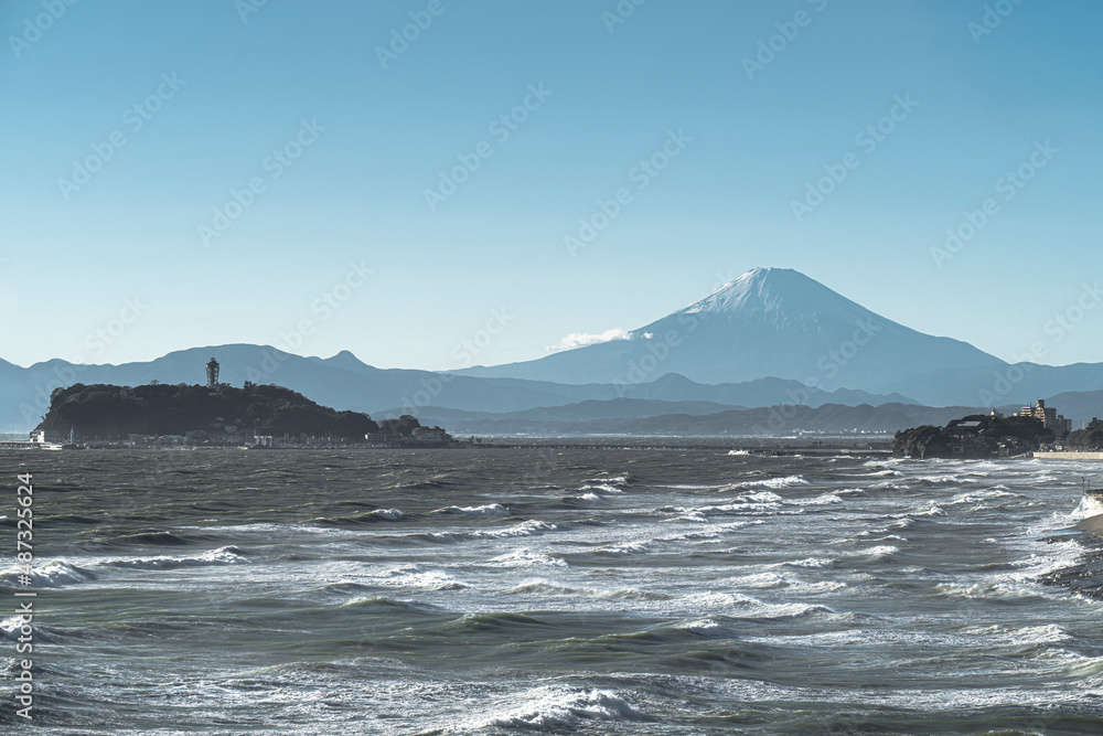 湘南 江ノ島 富士山【神奈川県・鎌倉市】 Enoshima and Mt. Fuji, famous tourist destinations in Japan 湘南 江ノ島 富士山【神奈川県・鎌倉市】 Enoshima and Mt. Fuji, famous tourist destinations in Japan