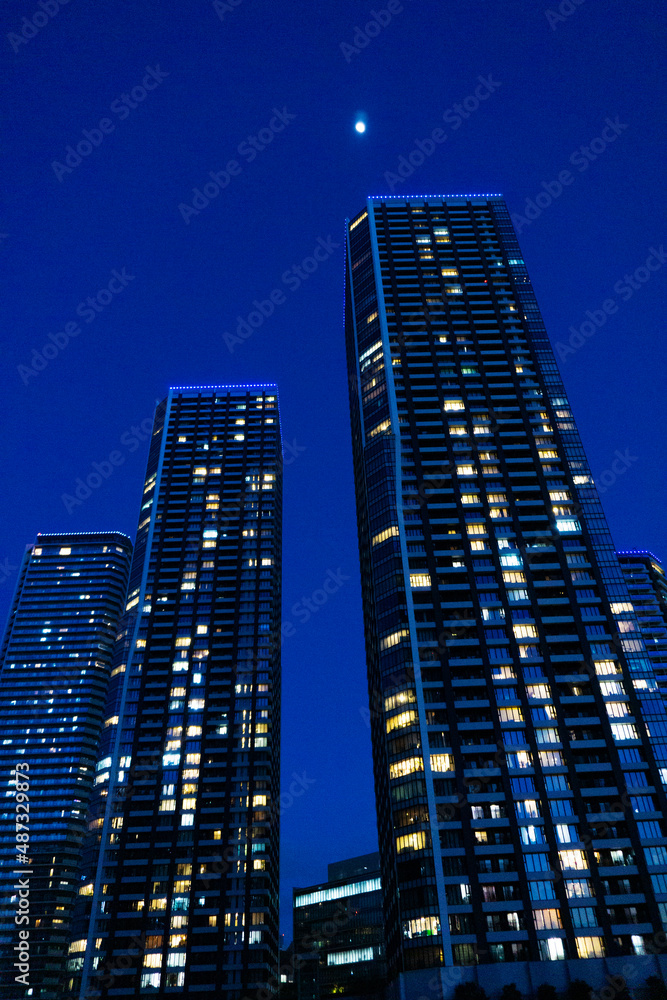 Night view of high-rise condominiums in Tokyo, Japan_05 Night view of high-rise condominiums in Tokyo, Japan_05