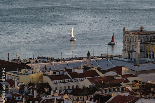 Lisbon panorama, Castelo de São Jorge - Praça do Comércio © Grzegorz Matoryn