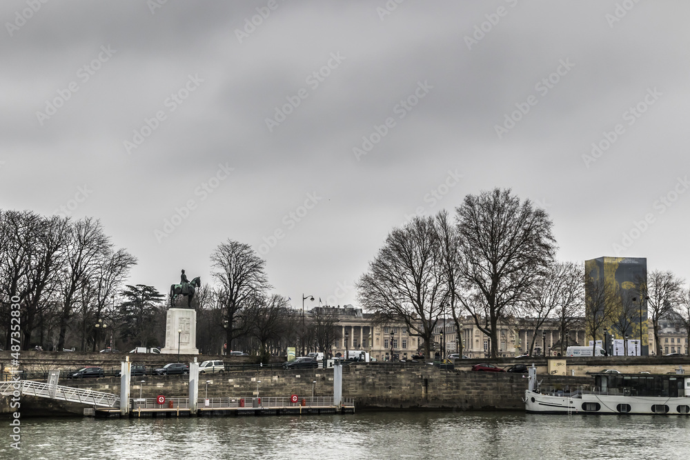 Fototapeta premium canal in the country