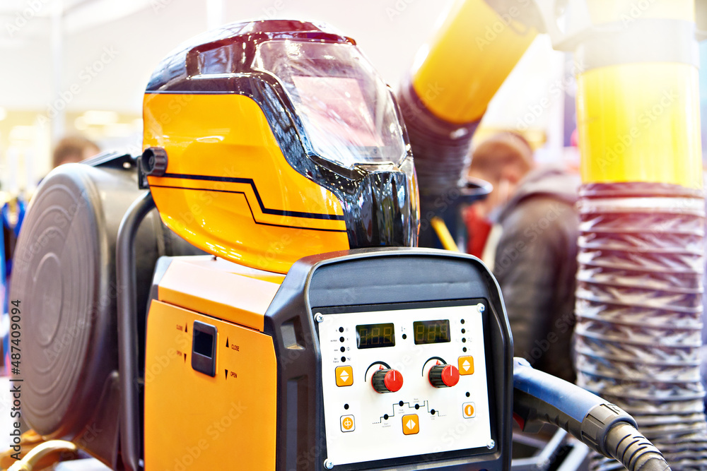 Fototapeta premium Device for welding and protective mask