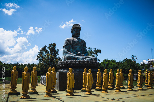 statue of buddha