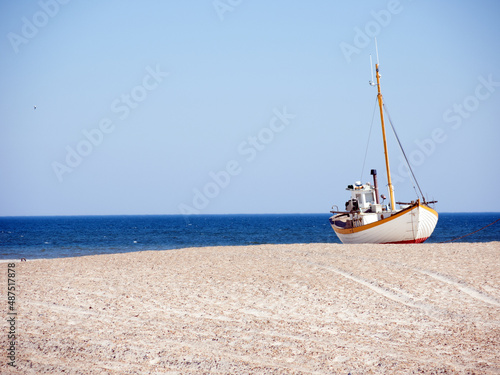 Fischerboot am Strand © Simon Lange