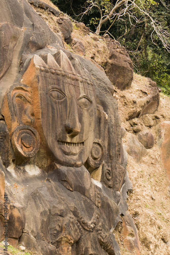 Obraz premium Unakoti, India - January 23 2022: Famous Rock sculpture of Unakoti.