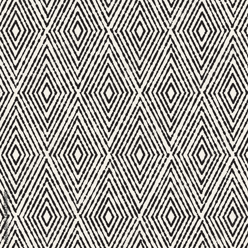 Vector seamless pattern. Repeating geometric elements. Stylish monochrome background design.