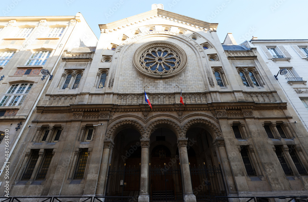 Obraz premium Buffault synagogue, Paris. France. It is located in Faubourg Montmartre quarter.