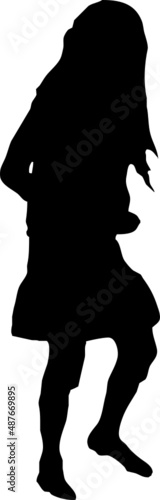 Silhouette de femme à l'extérieur. Vecteur noir fond transparent