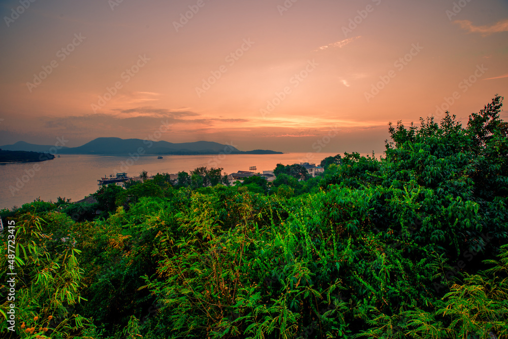 The background of the sea by the evening sea, with natural beauty (sea water, rocks, sky) and fishermen are fishing by the river bank, is a pleasure during travel. The background of the sea by the evening sea, with natural beauty (sea water, rocks, sky) and fishermen are fishing by the river bank, is a pleasure during travel.