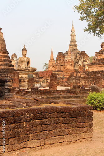 ruined buddhist temple (wat mahathat) in sukhothai (thailand)