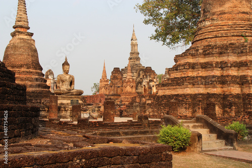 ruined buddhist temple  wat mahathat  in sukhothai  thailand 