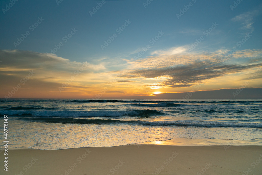 Obraz premium Beautiful beach sunset Water wave on sandy beach