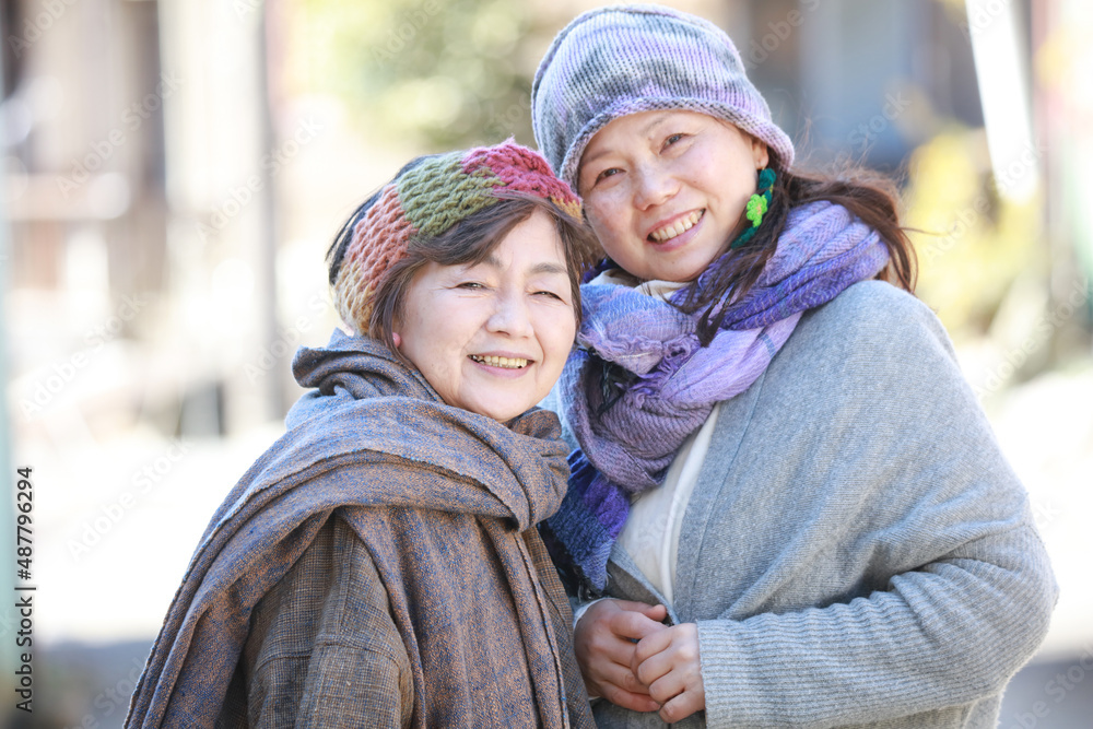 笑顔の女性 笑顔の女性