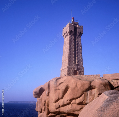 The Côte de granite rose or Pink Granite Coast is a stretch of coastline in the Côtes d'Armor departement of northern Brittany, France. © david hughes
