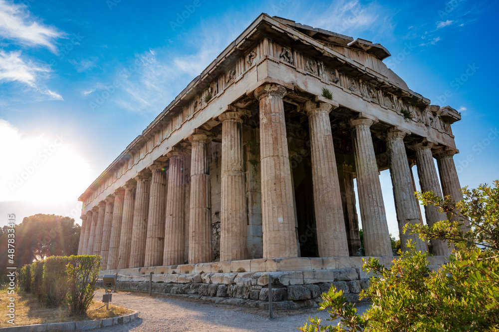 Antiker griechischer dorischer Tempel des Hephaistos, gut erhalten - Athen, Griechenland Antiker griechischer dorischer Tempel des Hephaistos, gut erhalten - Athen, Griechenland
