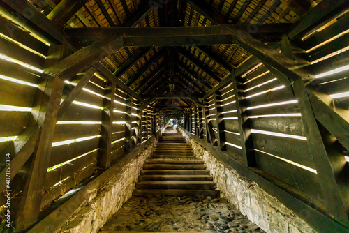 The wooden tunnel walk of Sigisoara in Romania © hecke71