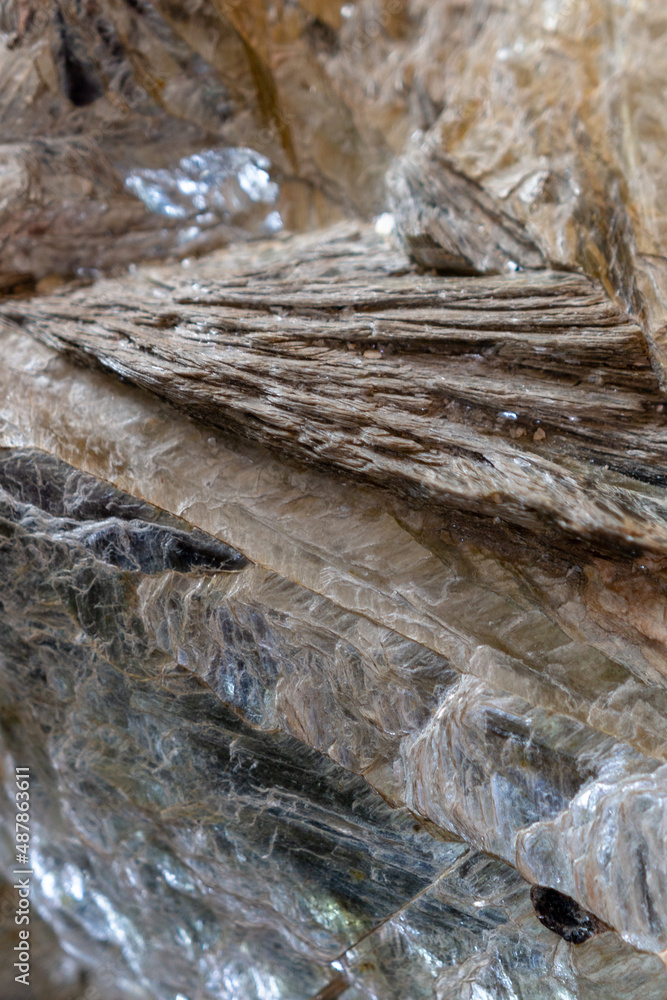 Fototapeta premium quartz beautiful mountain semi-precious stone on display