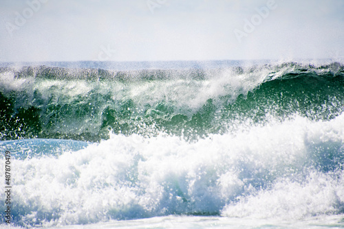 Waves on the east coast of Australia © Lawrence