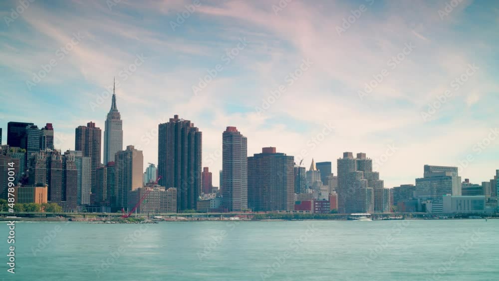 gantry plaza state park manhattan panorama view 4k timelapse gantry plaza state park manhattan panorama view 4k timelapse