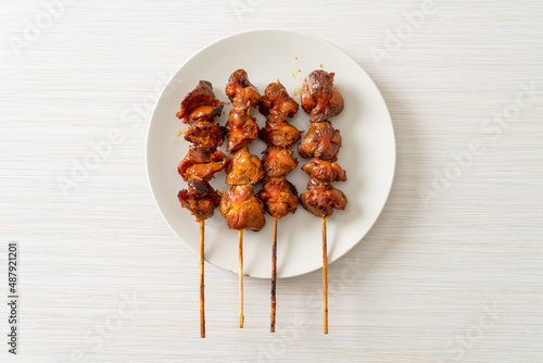 Ταπετσαρία grilled chicken gizzard skewer yakitori serve in izakaya style