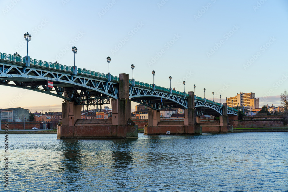 Pont Saint-Pierre in Toulouse, France