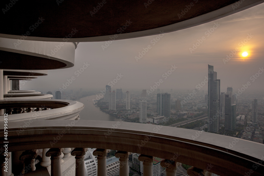 Fototapeta premium Panorama of Bangkok on the sunset