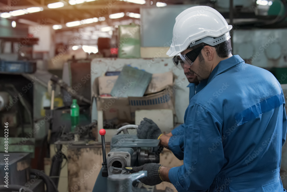 Industrial workers are working on projects in large industrial plants with many devices. Industrial workers are working on projects in large industrial plants with many devices. Industrial workers are working on projects in large industrial plants with many devices. Industrial workers are working on projects in large industrial plants with many devices.