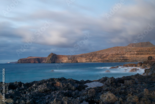 Punta Gorda en la costa de Agaete en Gran Canaria, España