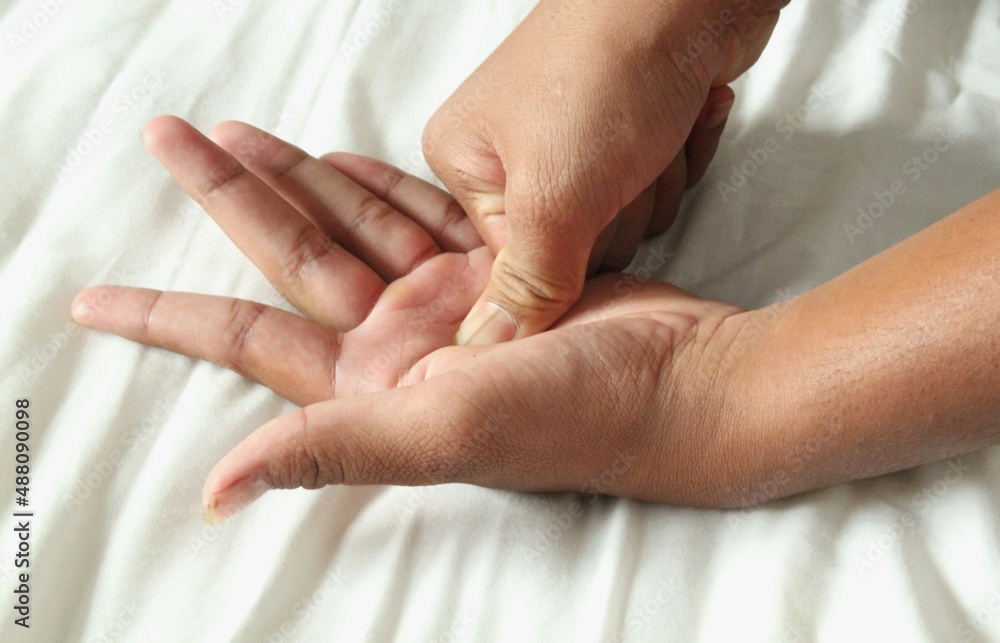 therapy by pressing the palms of the hands therapy by pressing the palms of the hands