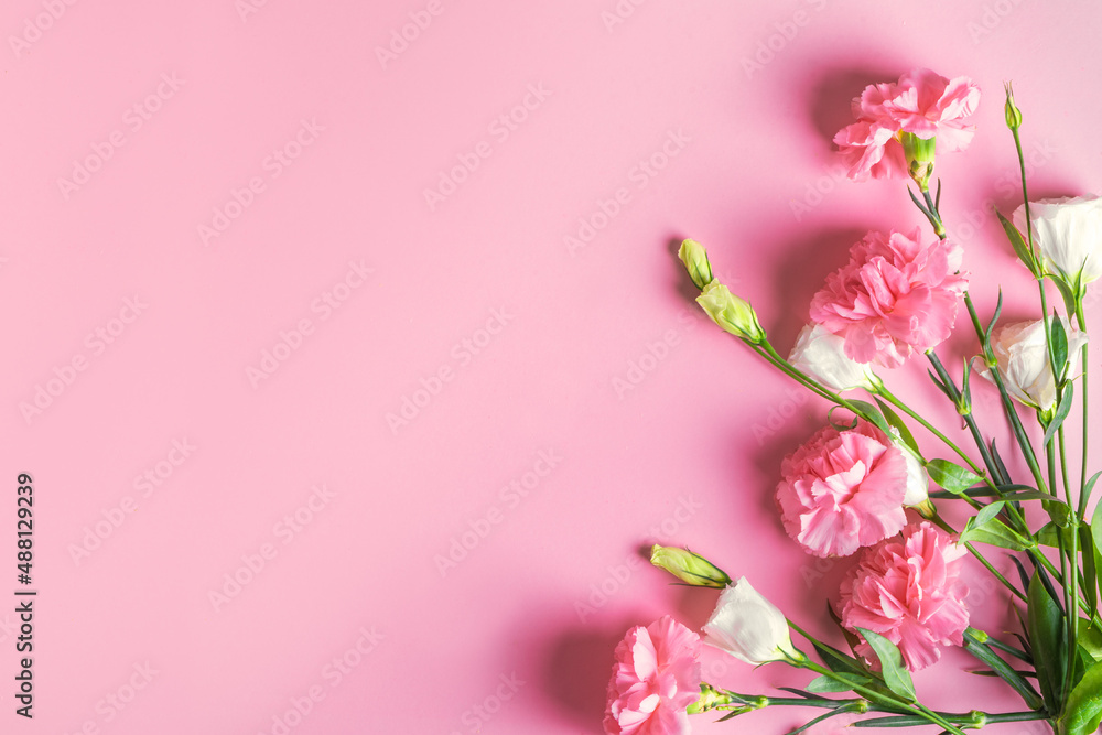 Fototapeta premium Pink and white flowers background