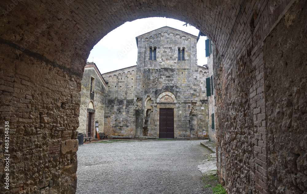 Chiesa di Abbadia Isola, Siena