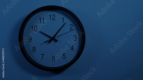 Wallpaper Mural Clock After 10 In The Evening Torontodigital.ca