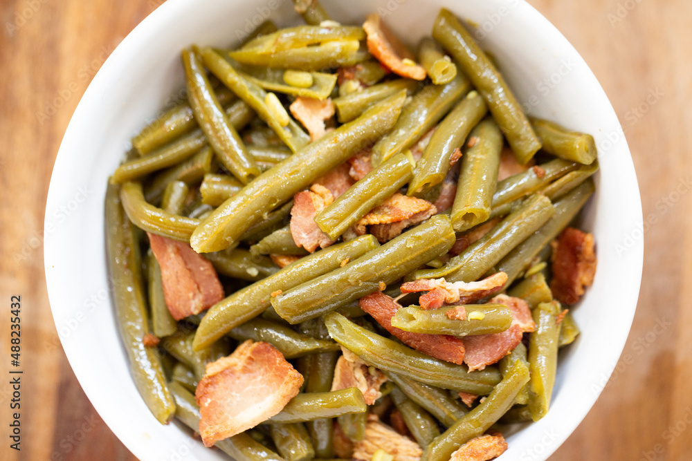 Southern Style Green Beans Cooked with Bacon Southern Style Green Beans Cooked with Bacon
