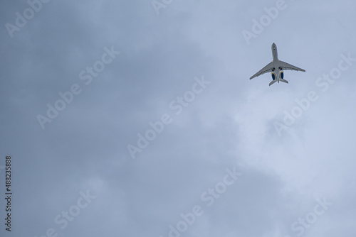 Under a jetliner on approach to airport