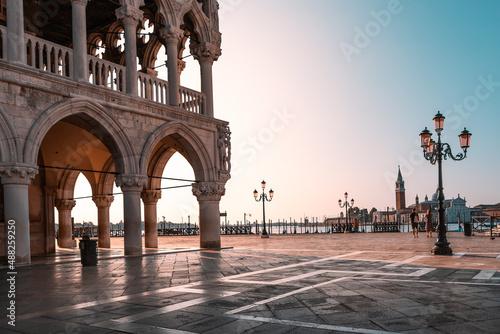 Bild auf Leinwand marcus square in Venice, Italy.