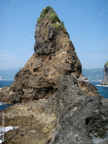 Monumental offshore island big rock 