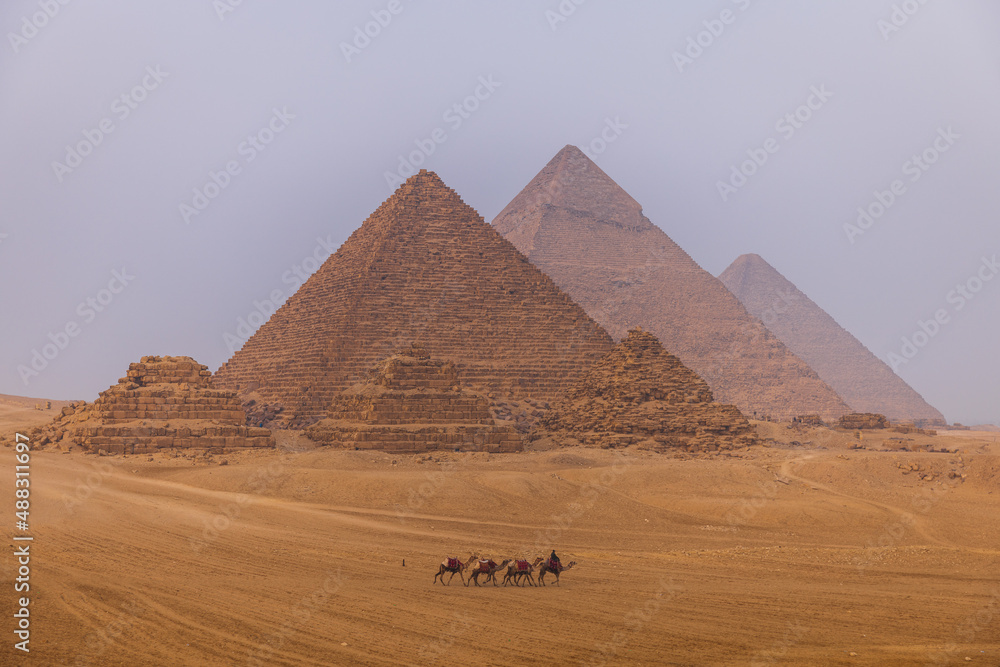 View to Great Giza pyramides