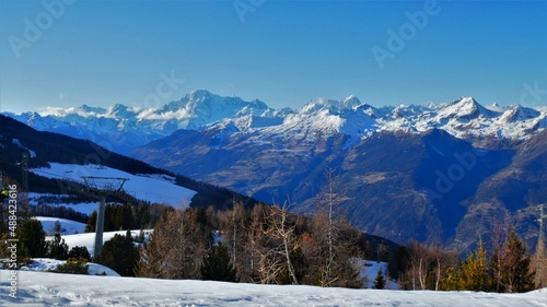 les alpes vues depuis Pila, vallée d'Aoste