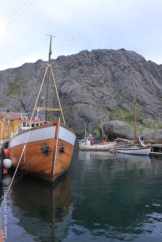 Wallpaper Mural boats in the water against the backdrop of the mountains - Nusfjord, Lofoten Torontodigital.ca