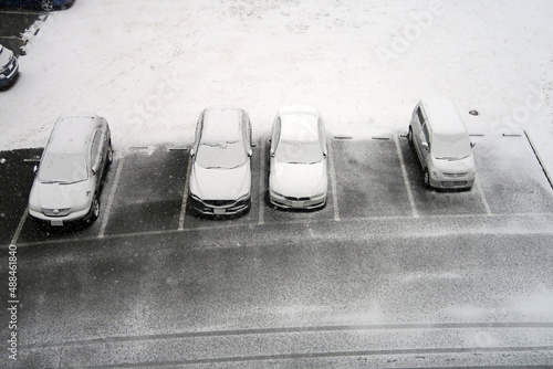 雪の駐車場