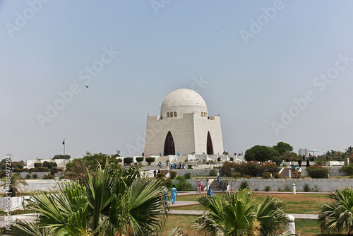 Mazar E Quaid, Jinnah Mausoleum, the tomb in Karachi, Pakistan photo